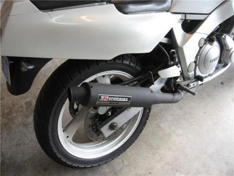 1990 Yamaha FZR600 photo