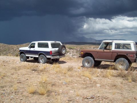 1996 Ford Bronco photo
