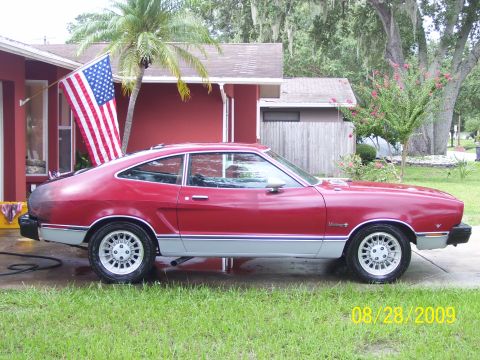 1975 Ford Mustang II photo