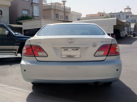 2002 Lexus ES 300 photo