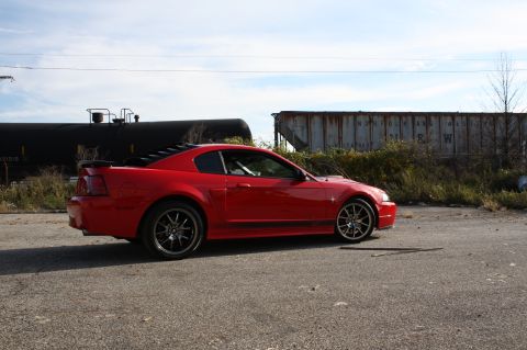 2004 Ford Mustang photo