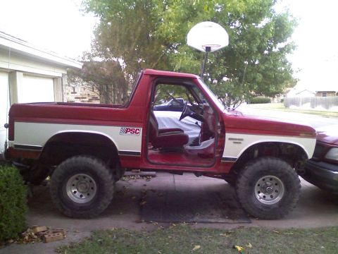 1986 Ford Bronco photo