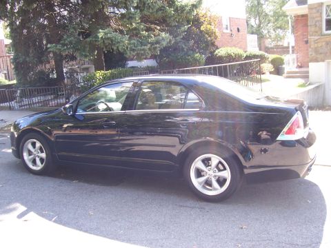 2006 Ford Fusion photo
