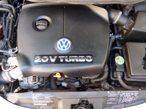 2003 Volkswagen Beetle photo