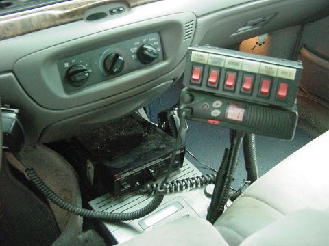 1999 Ford Crown Victoria photo