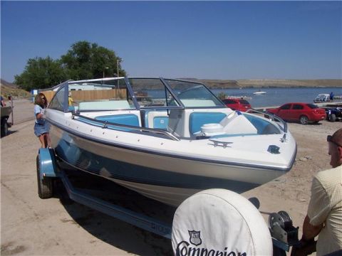 1989 Four Winns 170 Freedom I/O photo