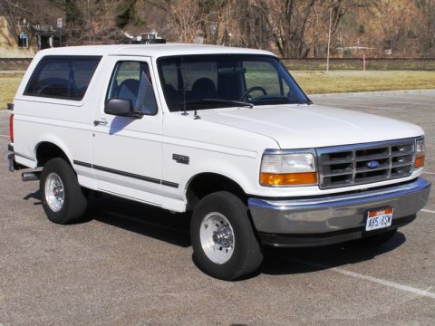 1996 Ford Bronco photo