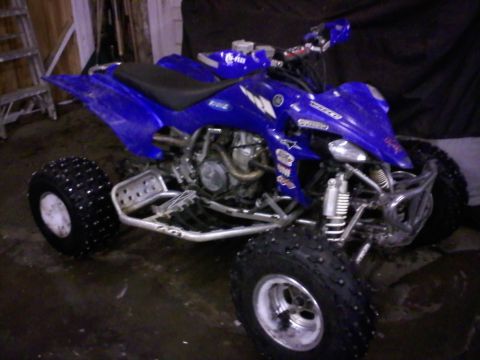 2004 Yamaha YFZ450 photo