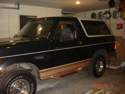 1995 Ford Bronco “The other girl”