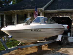 1999 Bayliner 2250 Cobra