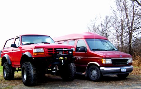 1992 Ford Bronco “red”