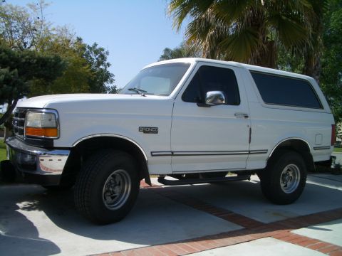 1992 Ford Bronco photo