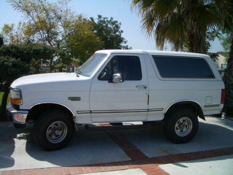 1992 Ford Bronco photo