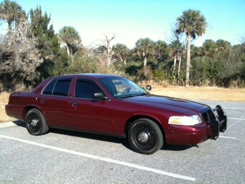 2005 Ford Crown Victoria photo