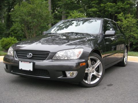 2002 Lexus IS300