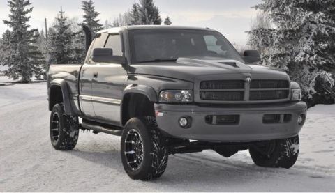 2002 Dodge 2500 photo