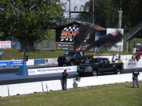 2002 Dodge 2500 photo