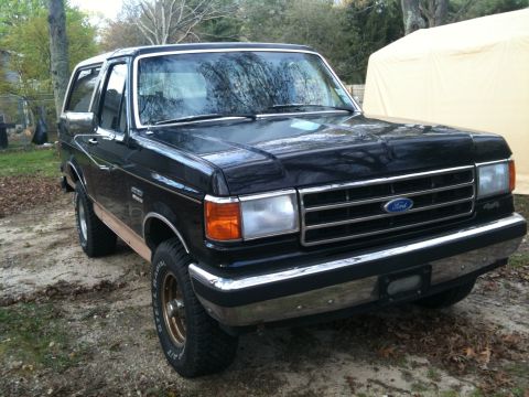 1989 Ford Bronco photo