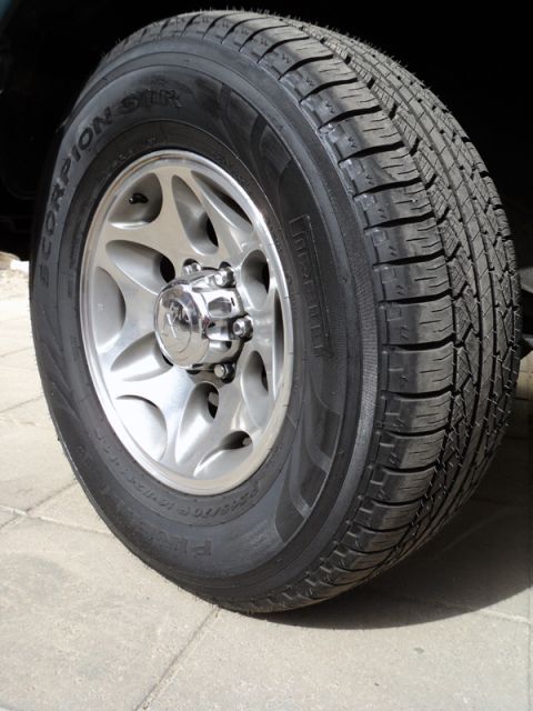 2000 Mitsubishi Montero photo