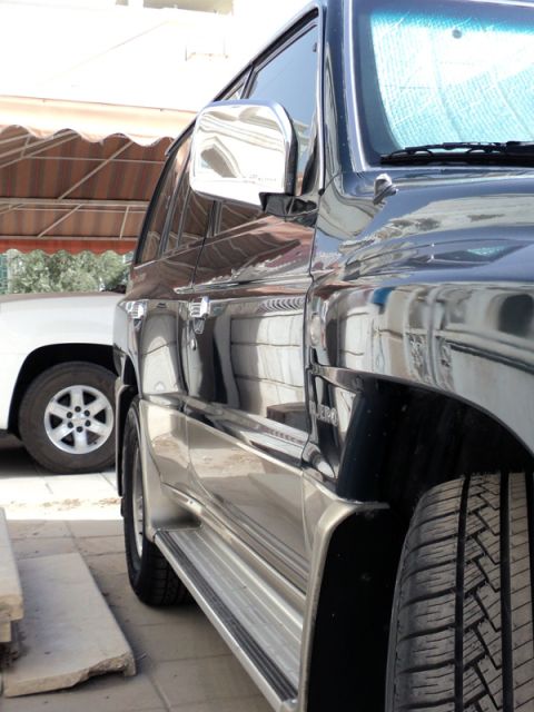 2000 Mitsubishi Montero photo