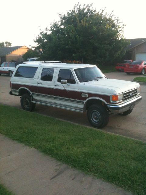 Ford C-350 (Centurion Conversions)