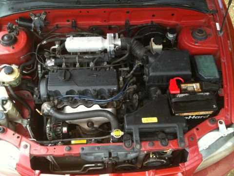 2000 Hyundai Accent photo