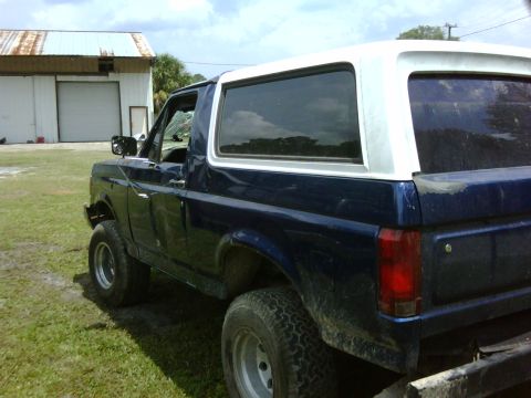 1991 Ford Bronco photo