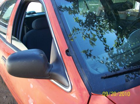 2002 Ford Crown Victoria photo