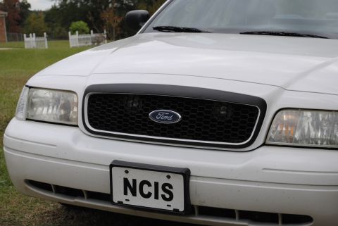 2002 Ford Crown Victoria photo