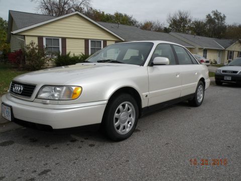 1995 Audi A6 photo