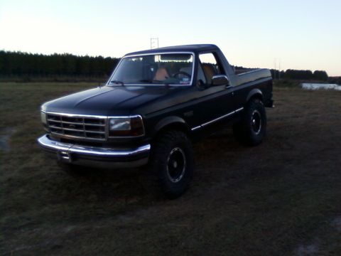 1994 Ford Bronco photo