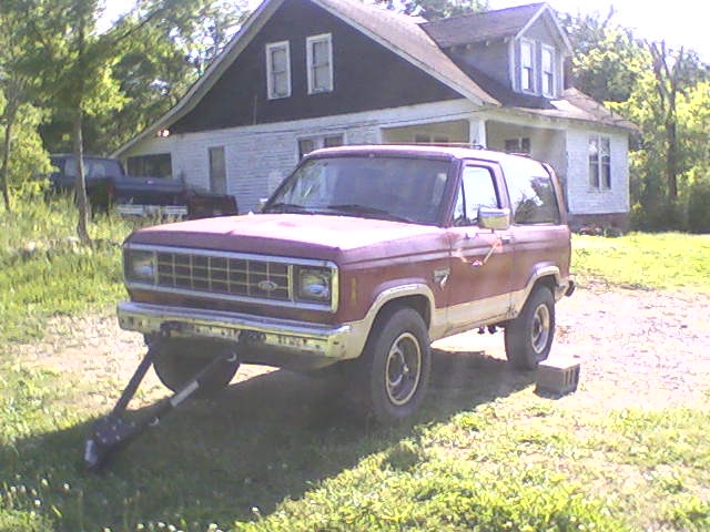 1986 Ford Bronco II “eddy red”