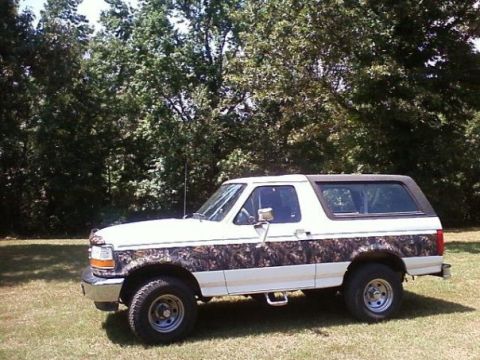 1995 Ford Bronco photo