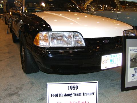 2012 Ford Crown Victoria photo