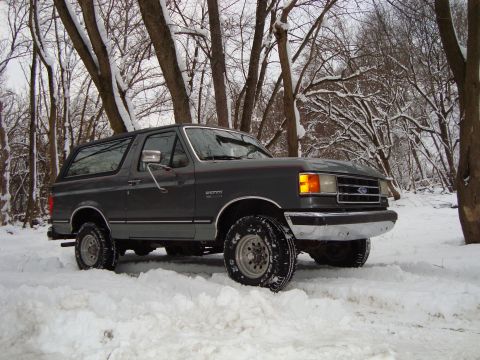 1991 Ford Bronco photo
