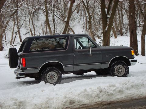 1991 Ford Bronco photo