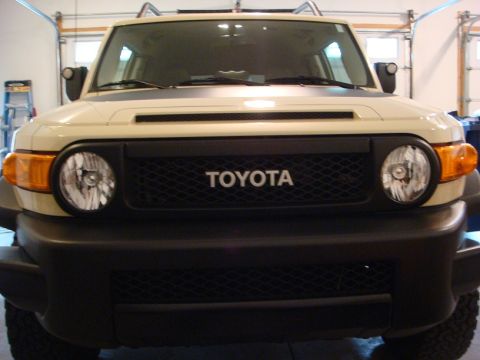 2010 Toyota FJ Cruiser photo