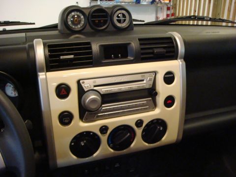 2010 Toyota FJ Cruiser photo