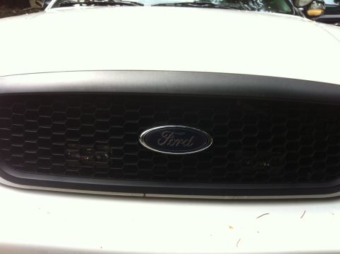 2005 Ford Crown Victoria photo