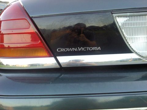 1998 Ford Crown Victoria photo