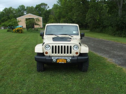 2011 Jeep Wrangler photo