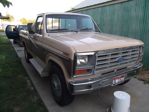 1985 Ford F-250 photo