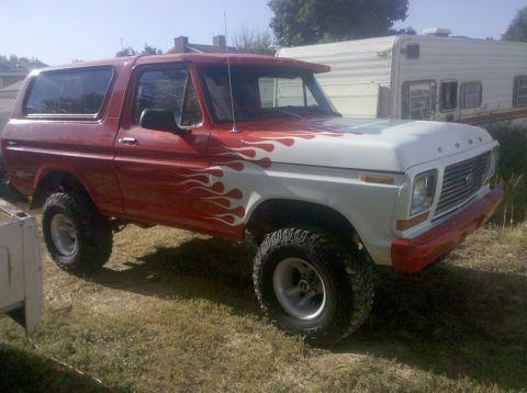 1979 Ford Bronco “Flames”
