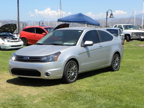 2010 Ford Focus photo