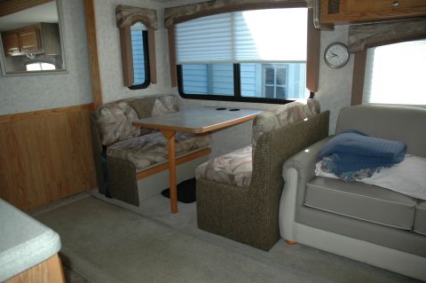 2005 Chevrolet C-6500/Kodiak photo