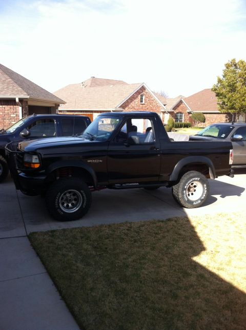 1985 Ford Bronco photo
