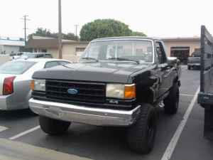 1989 Ford Bronco photo
