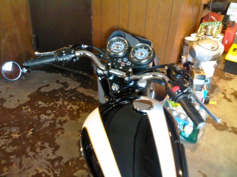 2009 Triumph Bonneville photo