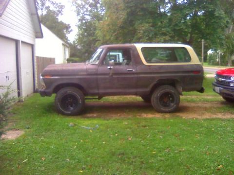 1979 Ford Bronco “rucketofbust”