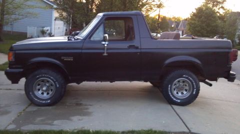 1987 Ford Bronco photo